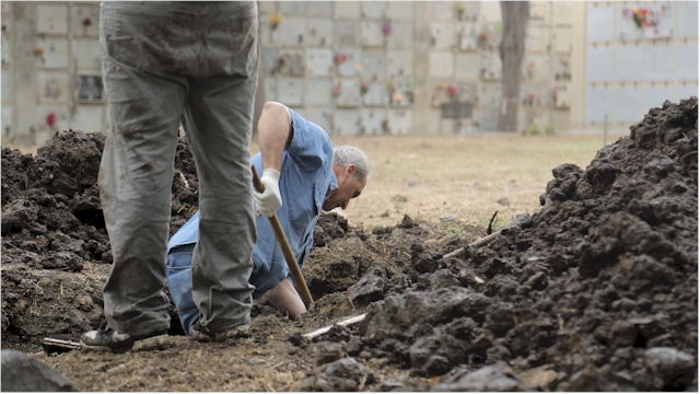 xhumierung in Sizilien (Foto: (c) Manuel Ruge / Zentrum für Politische Schönheit)