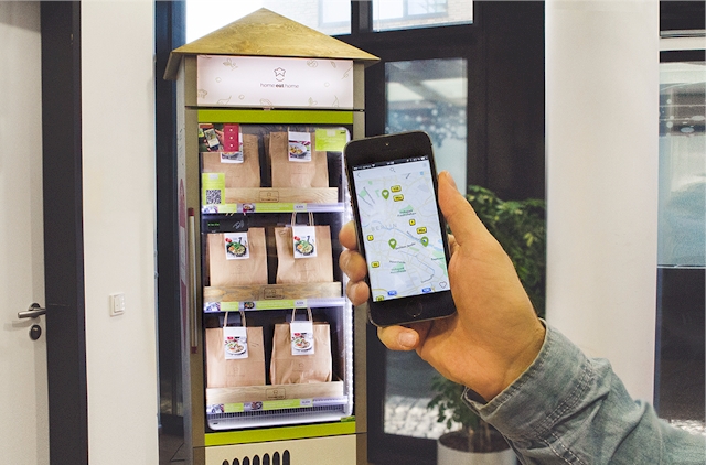 Home eat Home bietet sowohl online als auch über die gleichnamige App vorgepackte Einkaufstüten zum Mitnehmen und selber kochen an (Foto: Home eat Home)