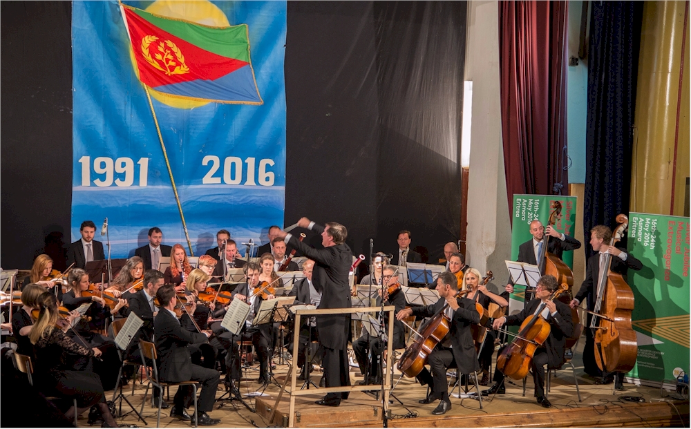 Philharmonie-Auftritt im Mai 2016 in Eritrea (Foto: M. Zimmermann)