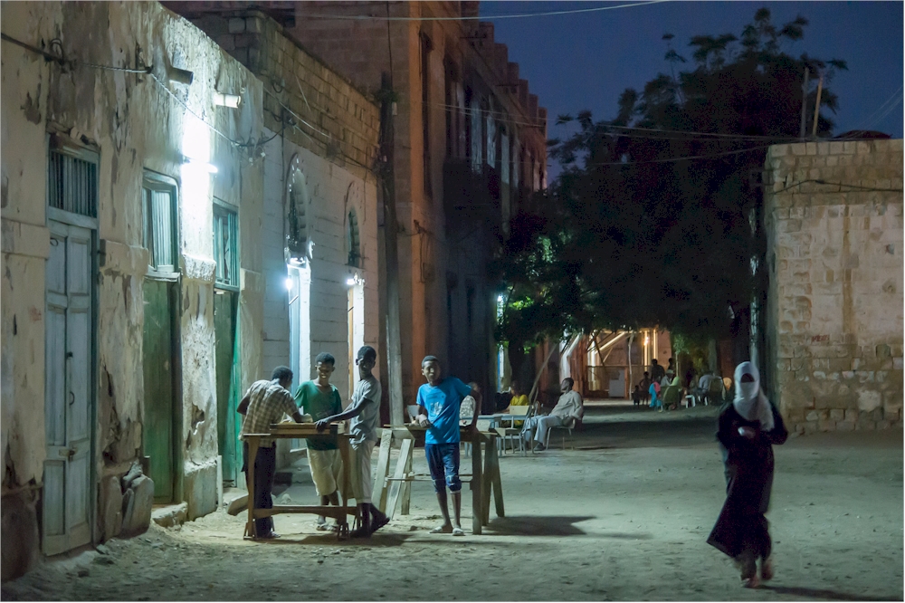 Masssawa (Eritera) im Frühjahr 2016 bei Nacht (Foto: M. Zimmermann)