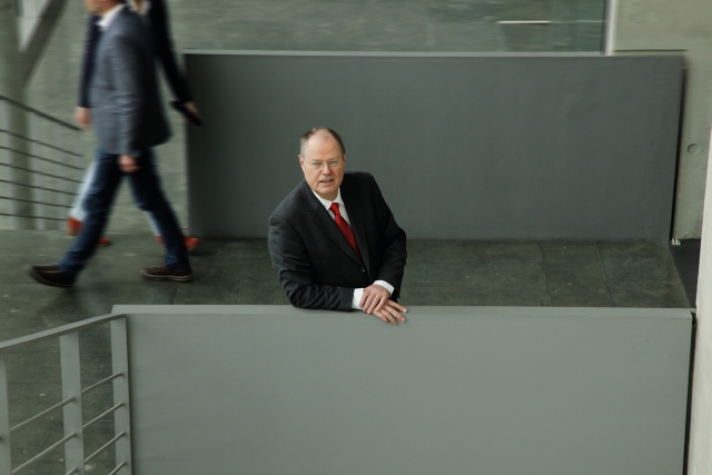 Peer Steinbrück (SPD) stellt ein Positionspapier zur Lage in Syrien vor (Foto: Susie Knoll / SPD)